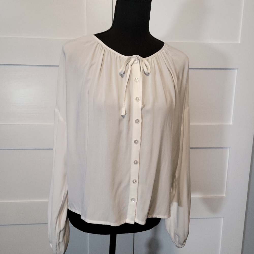 EUC Z SUPPLY TOP